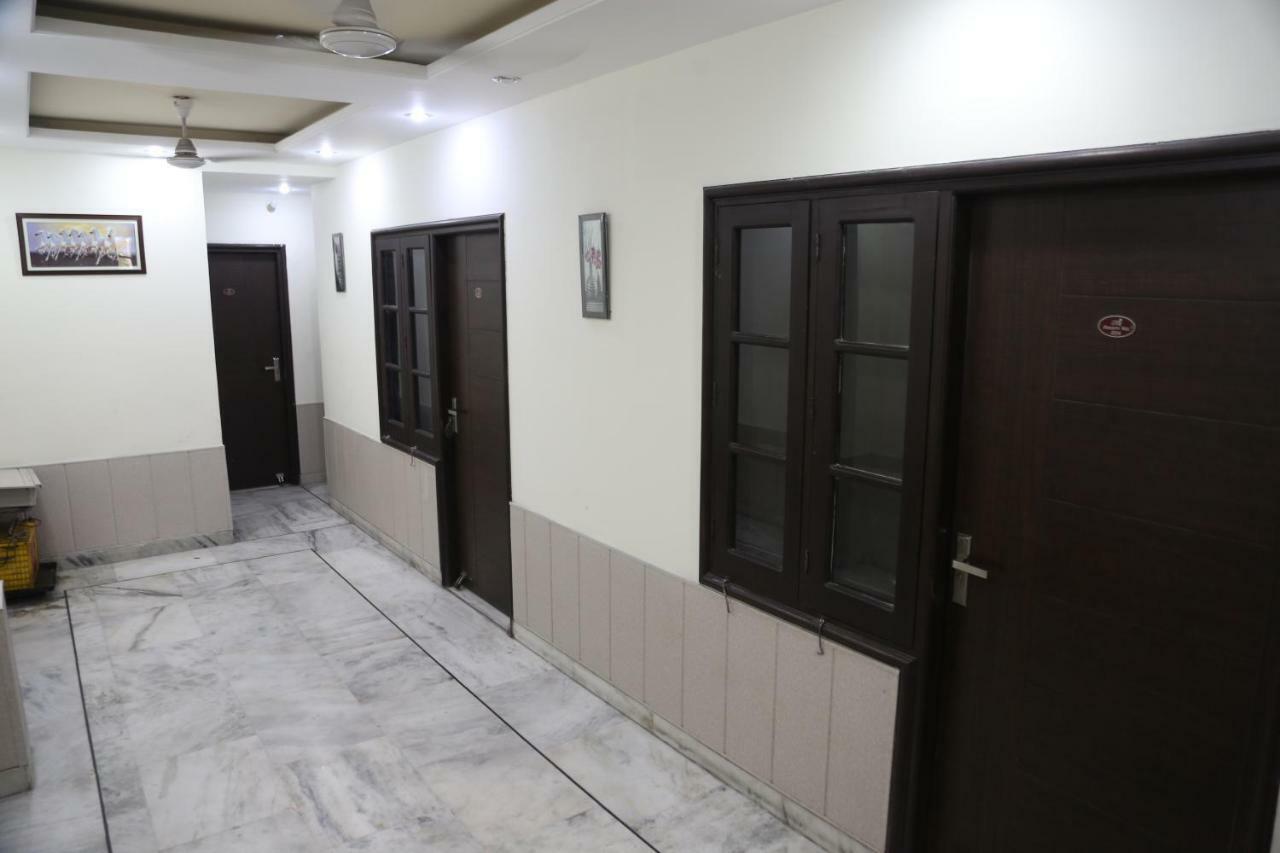 Time Square Guest House Jalandhar Eksteriør billede