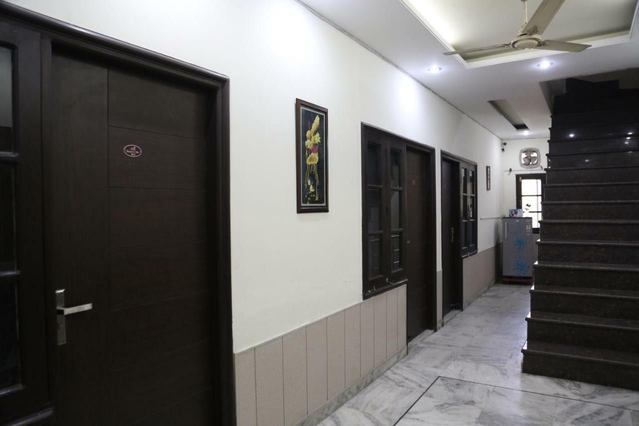 Time Square Guest House Jalandhar Eksteriør billede